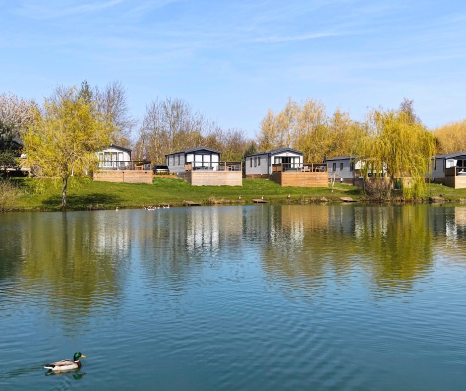 Fishing Lodges With Hot Tubs Near Me