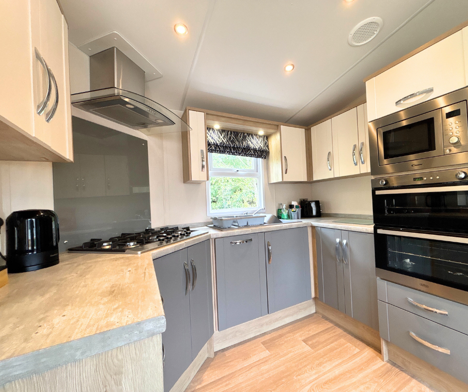 statics for sale lincolnshire